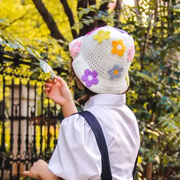 Корейская версия весенне-летней универсальной шляпы рыбака с цветком из пряжи ручной вязки