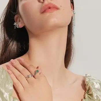 Шикарное женское кольцо на кулак, Антикоррозийное Женское кольцо, Регулируемые Бабочки, Бесцветное Открытое украшение для безымянного пальца.