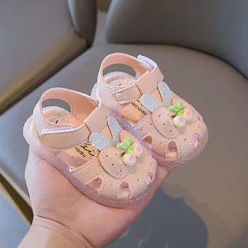 Детская обувь в корейском стиле для малышей, модные пляжные сандалии с милым кроликом, нескользящие туфли принцессы для девочек, летняя обувь